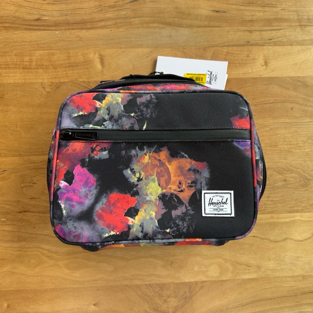 NWT Herschel Supply Company lunch box/tote